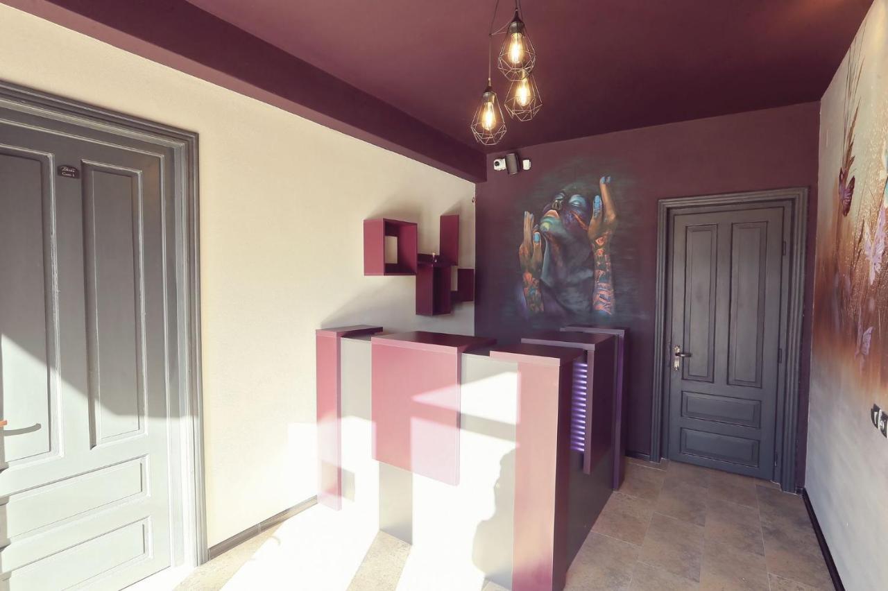 Dezire Guesthouse Băile 1. Mai Eksteriør bilde