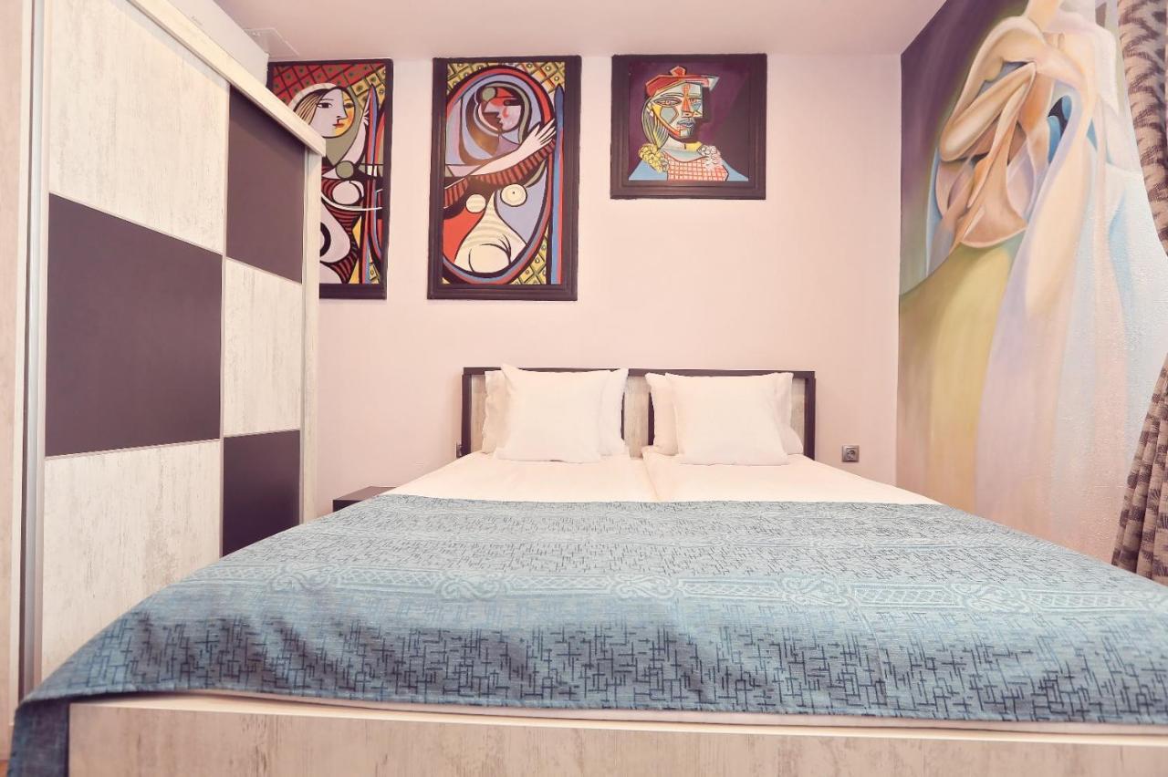 Dezire Guesthouse Băile 1. Mai Eksteriør bilde