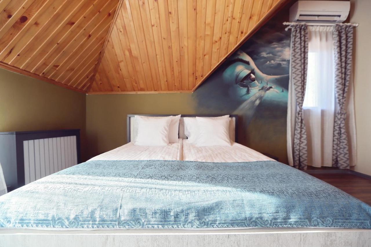 Dezire Guesthouse Băile 1. Mai Eksteriør bilde