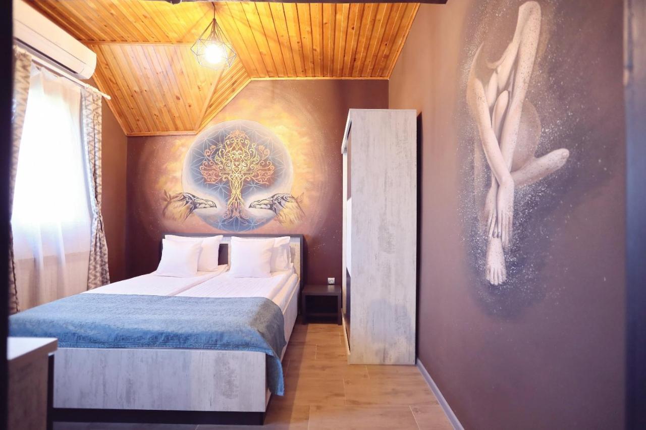 Dezire Guesthouse Băile 1. Mai Eksteriør bilde